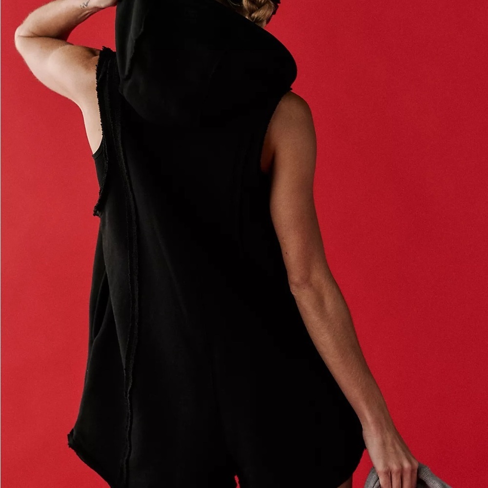 FREE PEOPLE Movement Free Spirit Romper in Black Size Large Loose Fit NWT - Picture 7 of 12